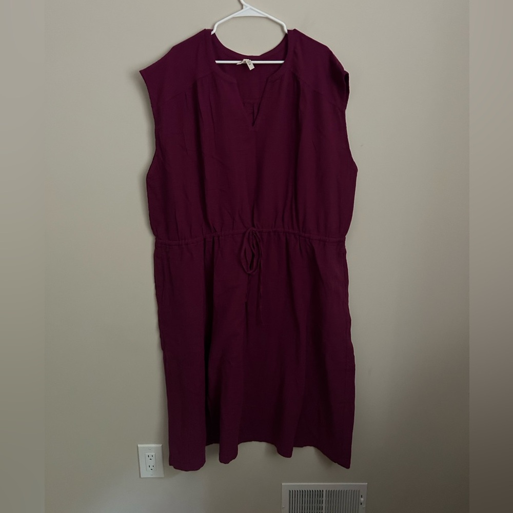 Pact Women's Midi Drawstring Waist Dress in Plum